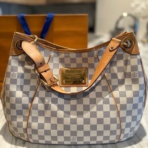 Louis Vuitton Galleria Pm shoulder bag
